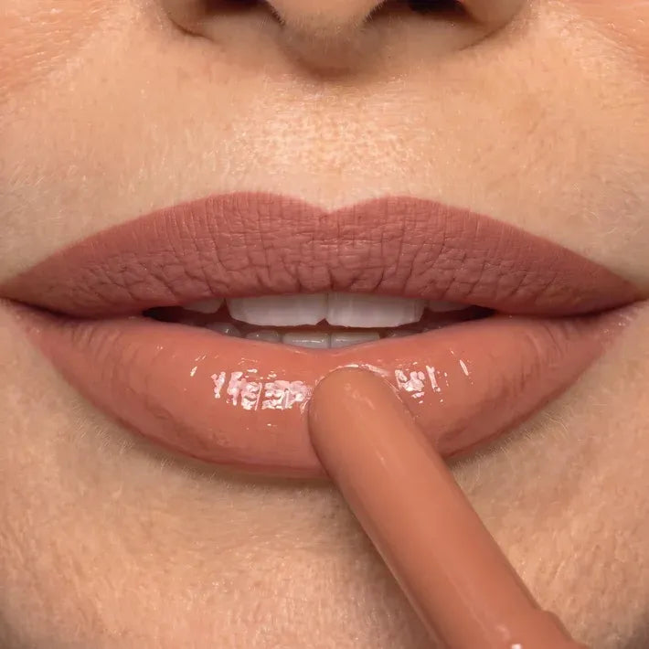 Luvese Lip contour step 3